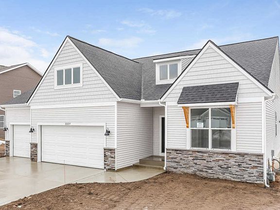 2nd image of 3327 Oakmont Dr