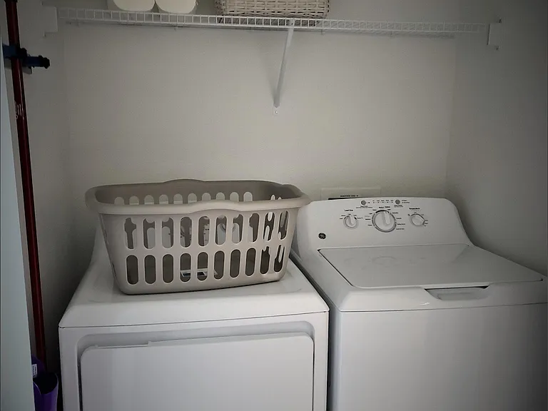 Laundry Washer/Dryer