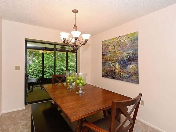 4th image of 2550 Wood Oak Dr