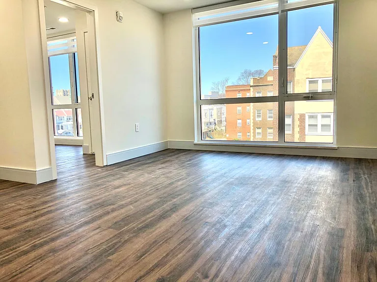 4904 Spruce St #506 — Photo 5