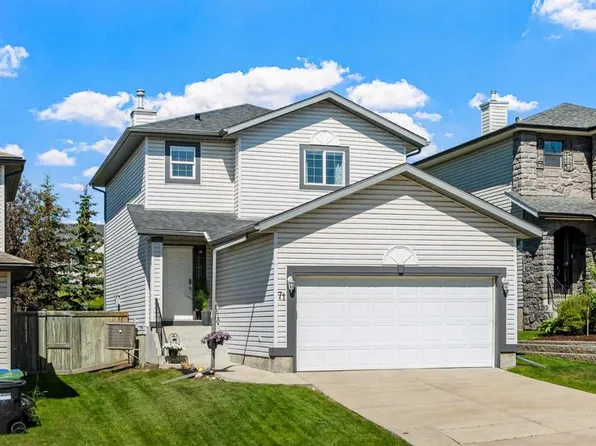 71 E Royal Birch Mnr NW, Calgary, AB T3G 5J8