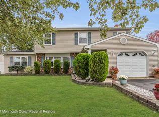 142 Pine Needle St, Howell, NJ 07731
