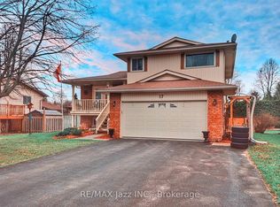 17 Huron Dr, Brighton, ON K0K 1H0