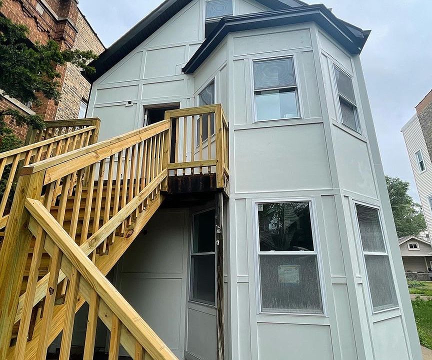 1st image of 3087 N Elbridge Ave
