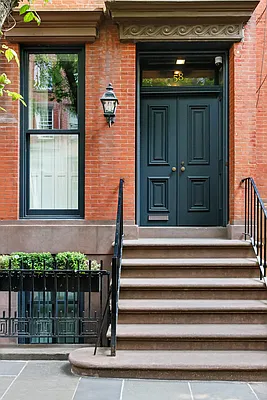 Sold by Compass | media 29