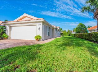 5005 Kingston Way, Naples, FL 34119