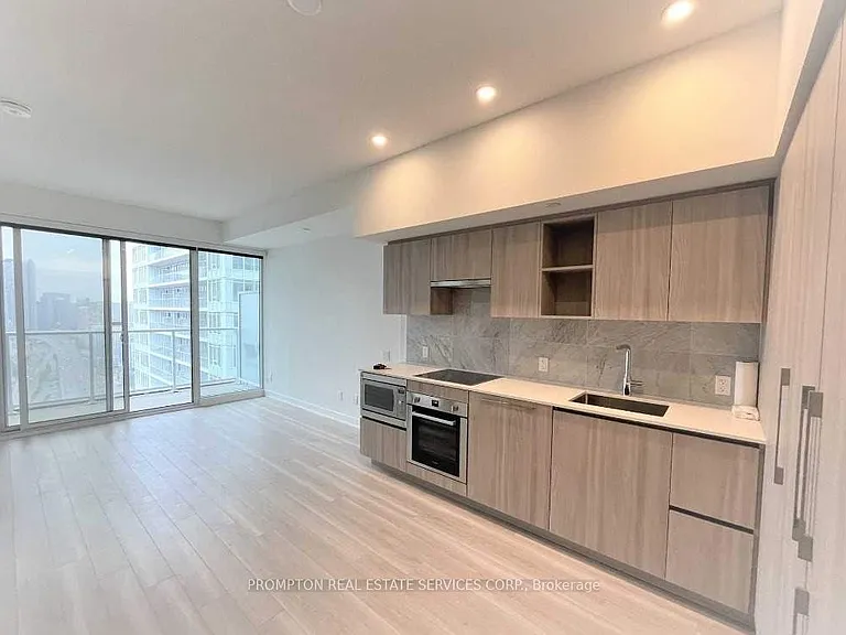 19 Bathurst St #4107 — Photo 4