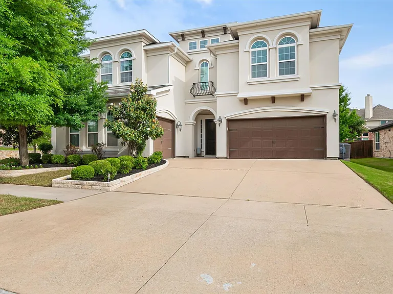 12818 Caterpillar Dr — Photo 1