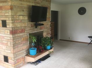 1629 S Poseyville Rd, Midland, MI 48640