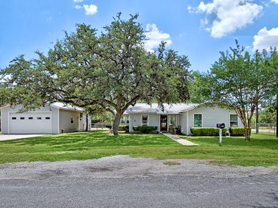 1504 Mesquite St, Blanco, TX, 78606
