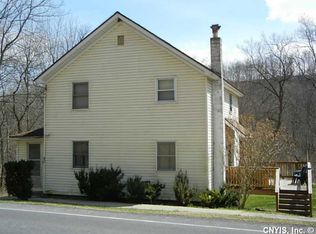 93 Elm St, Camillus, NY 13031