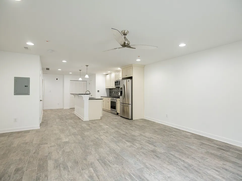 Living/Dining Room