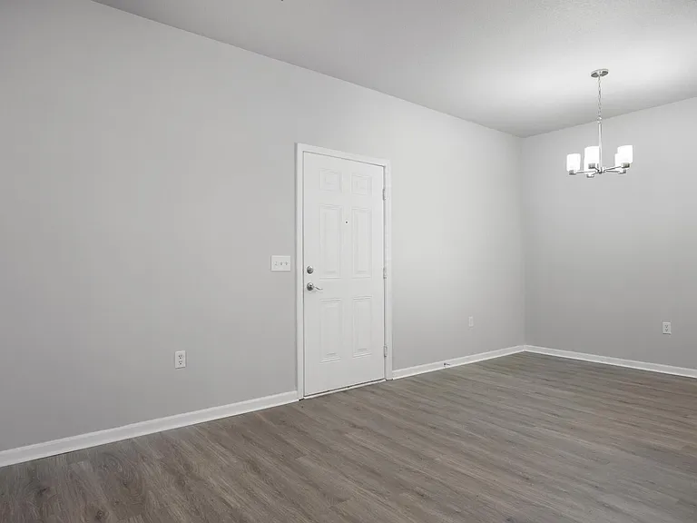 The Fairways Apartment Homes — Photo 23