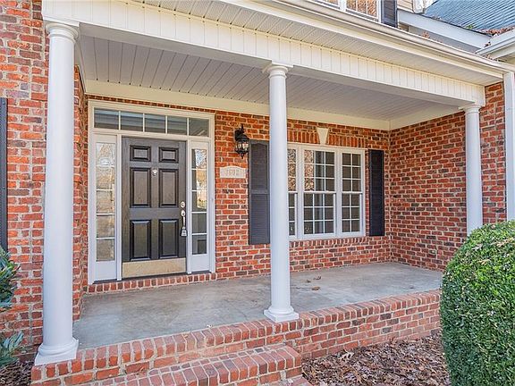 4th image of 3602 Brooks Hill Ct