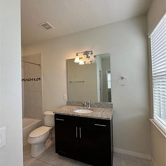 527 Piazza Point — Photo 46