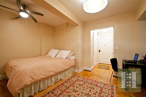 Sold by Halstead Real Estate | media 22