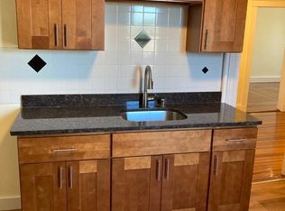 28 Draper St FLOOR 3, Dorchester, MA 02122