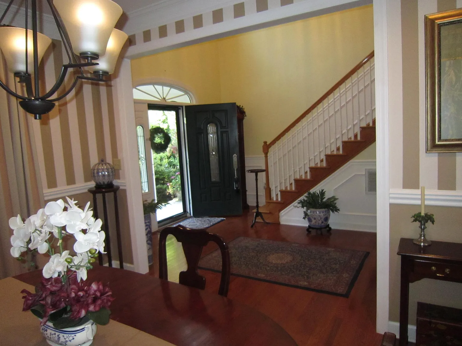 102 London Cir S — Photo 3