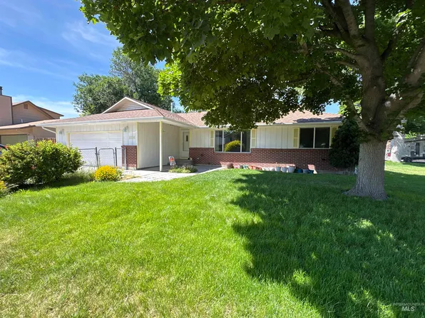 1220 E 9 N, Mountain Home, ID 83647