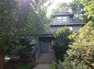 25 Kinross Rd, Boston, MA 02135