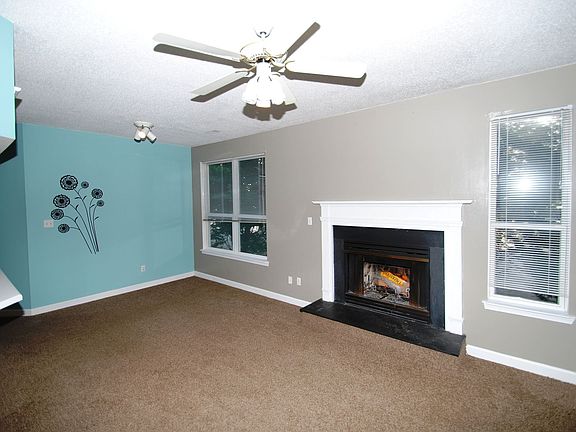 3rd image of 3212 Jade Ct APT 104