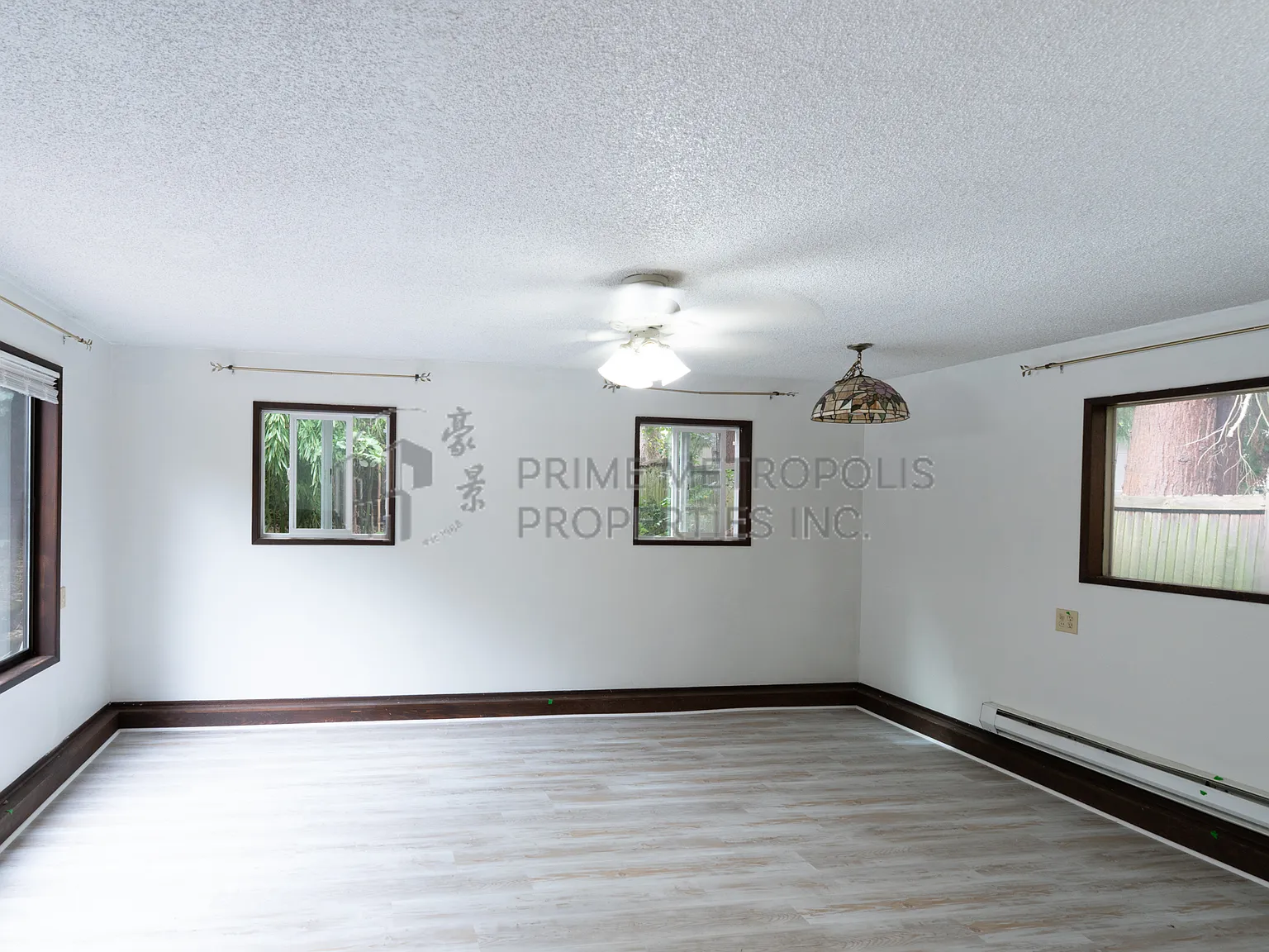 12045 25th Ave NE Seattle WA 98125 LCG - 1 — Photo 4