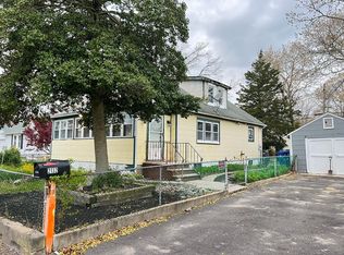 2132 Eisenhower Rd, Toms River, NJ 08753