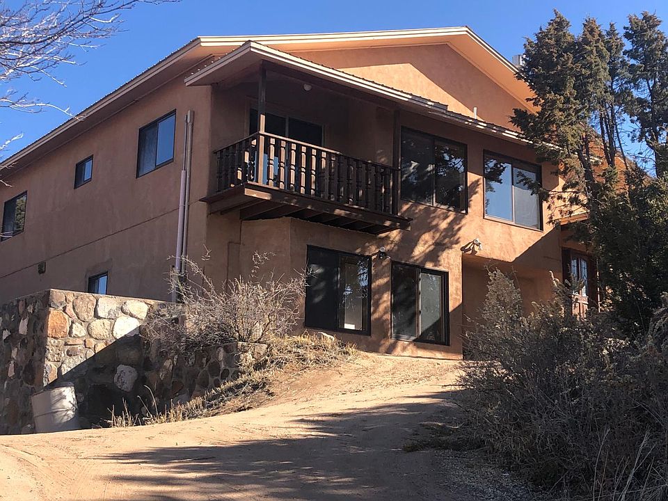 1st image of 87 Camino Chupadero