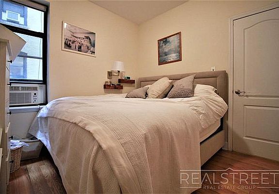 5th image of 448 15th St #3R
