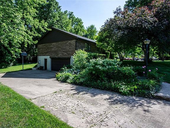 2nd image of 4271 Sunbeam Ave