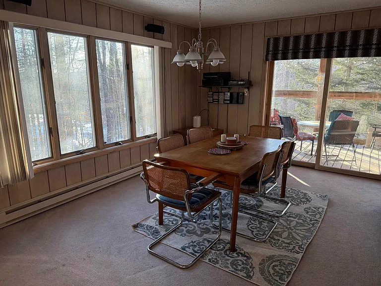 127 Mountain Ridge Rd — Photo 3