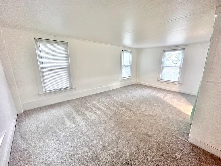 5758 Crabtree Ln — Photo 14