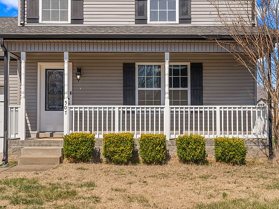 4th image of 507 Falkland Cir