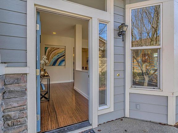 5th image of 2058 Folle Blanche Dr
