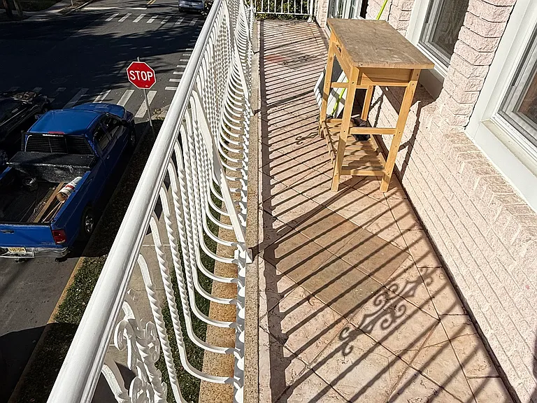 814 Vine St #2 — Photo 5