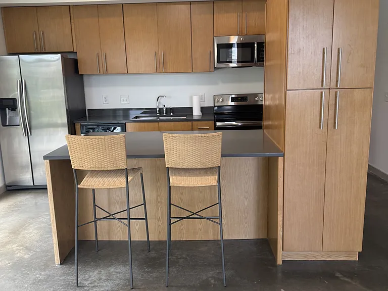 1247 Martin St #201 — Photo 9