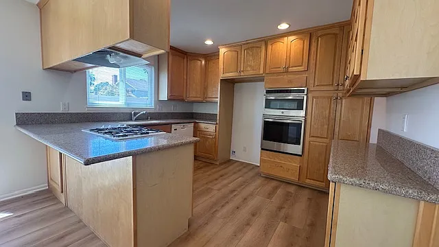 329 Regis Ave — Photo 21