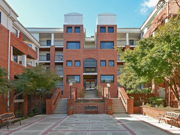 Waterloo Place Apartments