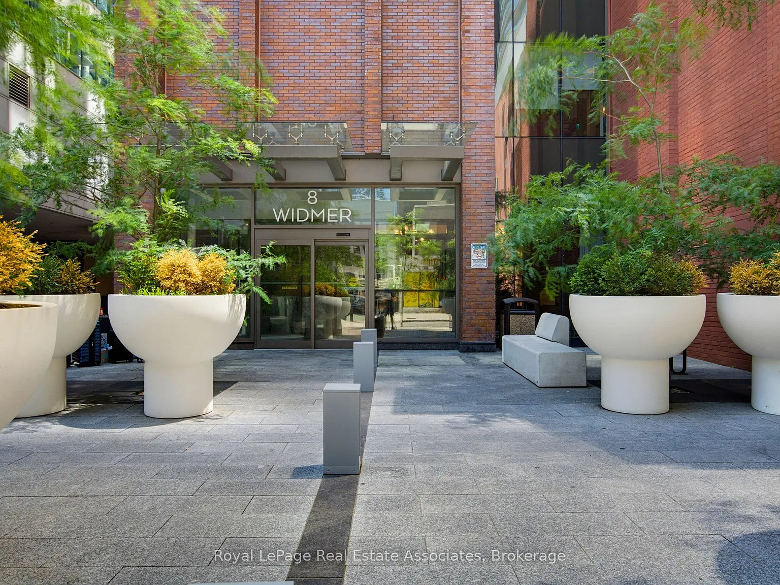 2 bed, $3,000 — Photo 2
