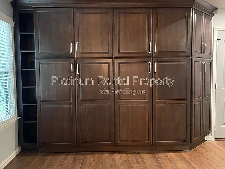 1745 Berry Ct — Photo 15