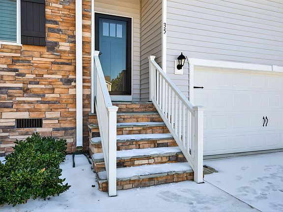 3rd image of 35 Hickory Hollow Cir