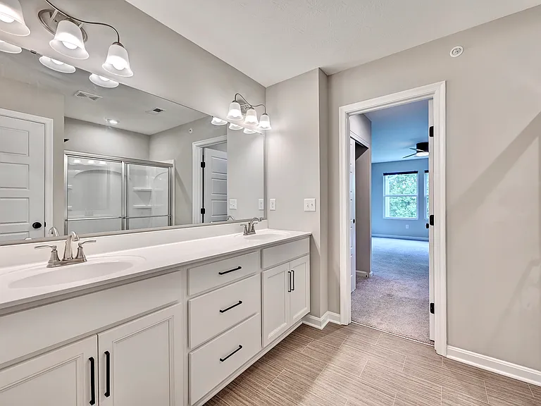 2307 Piazza Rdg — Photo 15