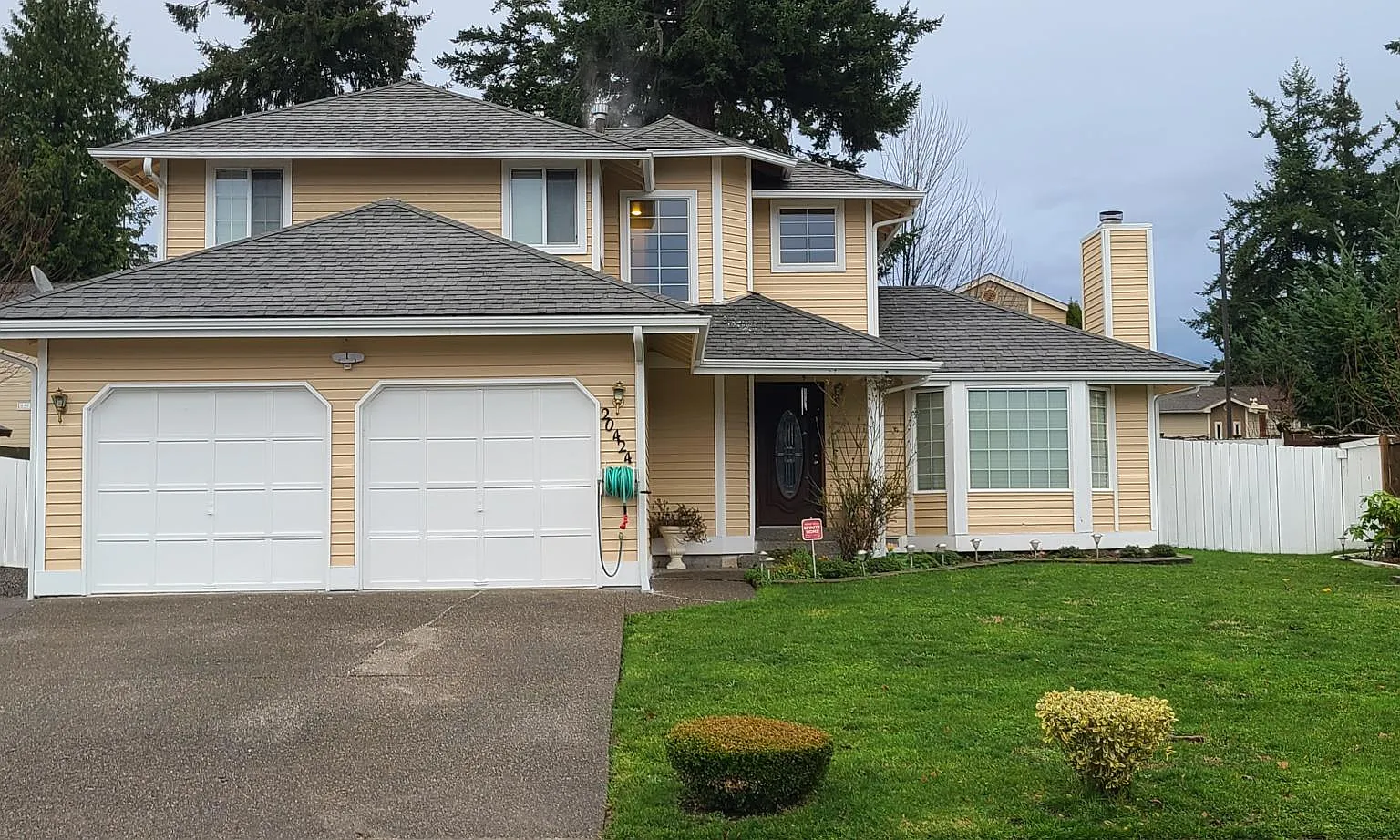 3 bed, 2.5 bath, 1570 sqft, $3,100 — Photo 1