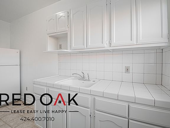 5th image of 1136 S Alvarado St APT 5