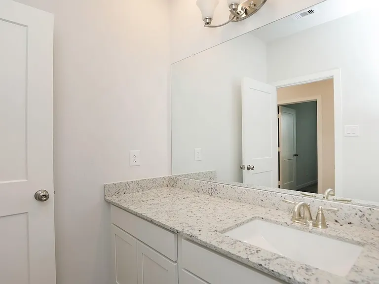 21110 Armstrong County Dr — Photo 24