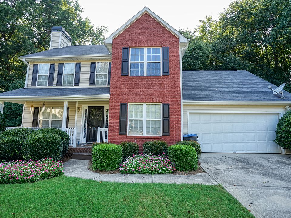 1st image of 285 Grayson Manor Dr