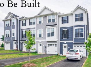 22 Pacer Dr, Hanover, PA 17331