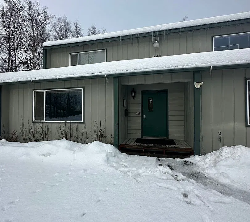 261 W Sheridan Cir