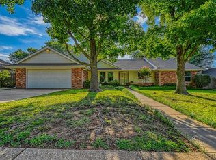 1721 Montclair Ct, Norman, OK 73071