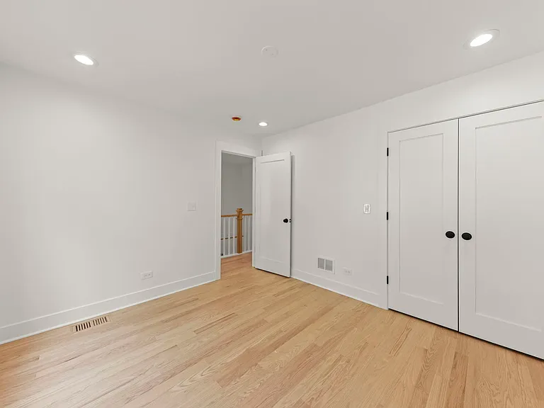 118 N President St — Photo 26